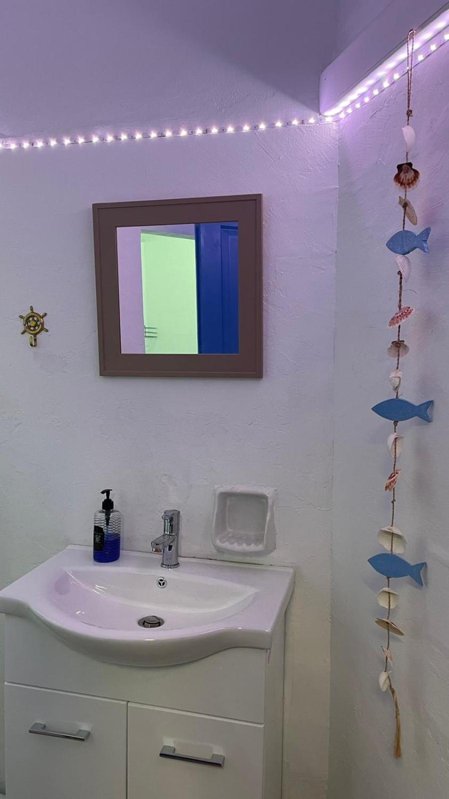 Mamma Mia Apartments Атина Екстериор снимка