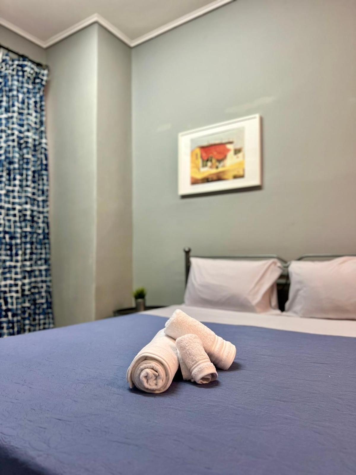 Mamma Mia Apartments Атина Екстериор снимка